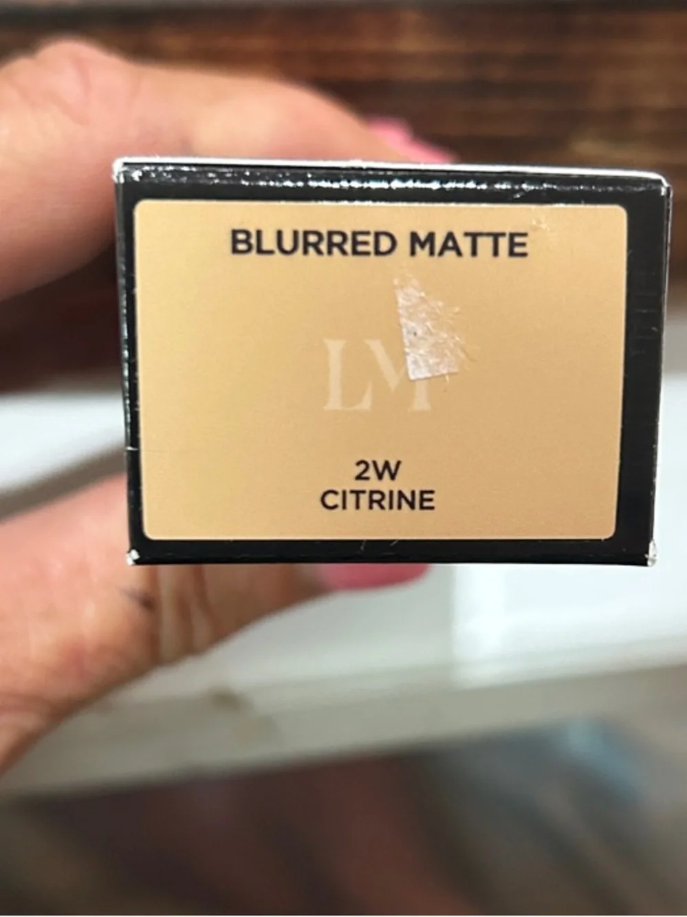 laura mercier Tinted Moisturizer Blurred Matte — Natural Beige 2W Citrene